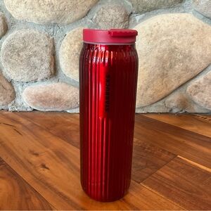 Starbucks Xmas Red Stainless Steel Ribbed 2023 Tumbler Vacuum Insulated 16 fl